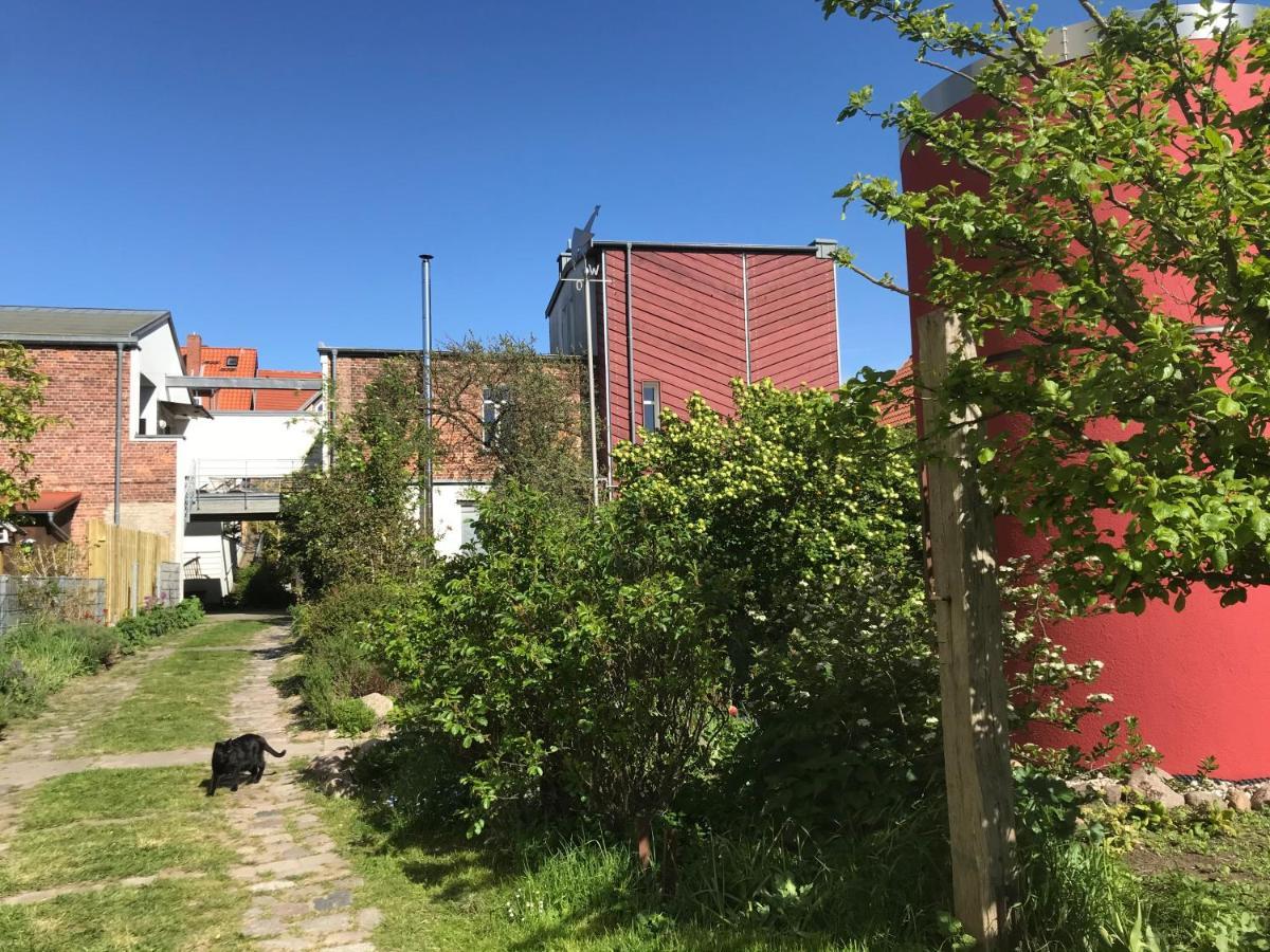Das Alte Kino In Barth - Das Gartenhaus Екстер'єр фото